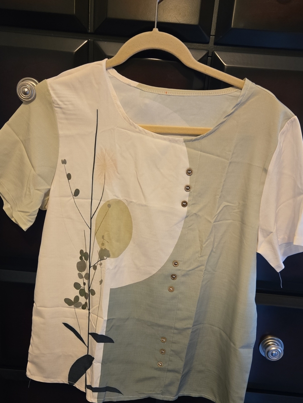 Women's Short-Sleeve Printed Top in Sage and Cream